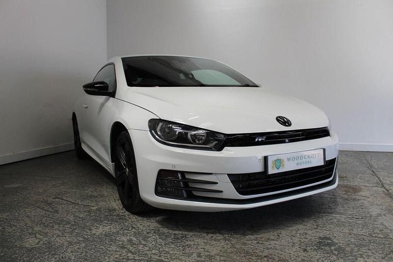 Used VW Scirocco R-line 150 HP (110 kW) 2017 White Coupe