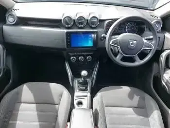 Second-hand Dacia Duster Prestige 130 CP (95 kW) 2022 Negru SUV
