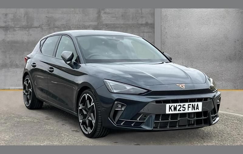 Used Cupra Leon 147 HP (108 kW) 2025 Grey Hatchback