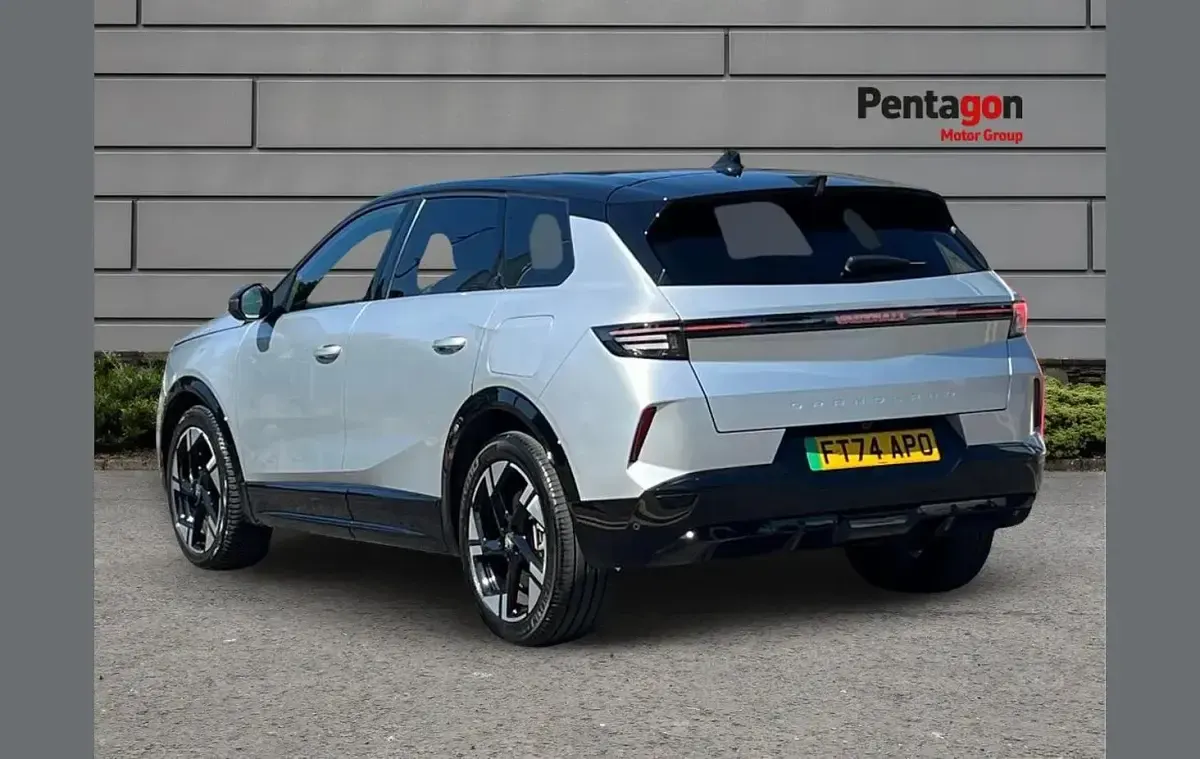 Used Vauxhall Grandland Ultimate 156 kW (213 HP) 2024 Grey SUV