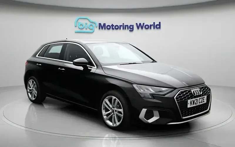 Used Audi A3 Sportback Sport 116 HP (85 kW) 2018 Hatchback