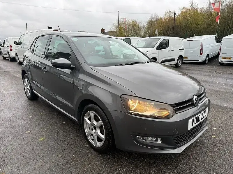 Used VW Polo 70 HP (51 kW) 2010 Grey Hatchback