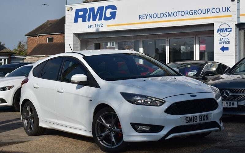 White Used 2017 Ford Focus ST-Line X Hatchback | £6,850 (Super price) - Image 1/4