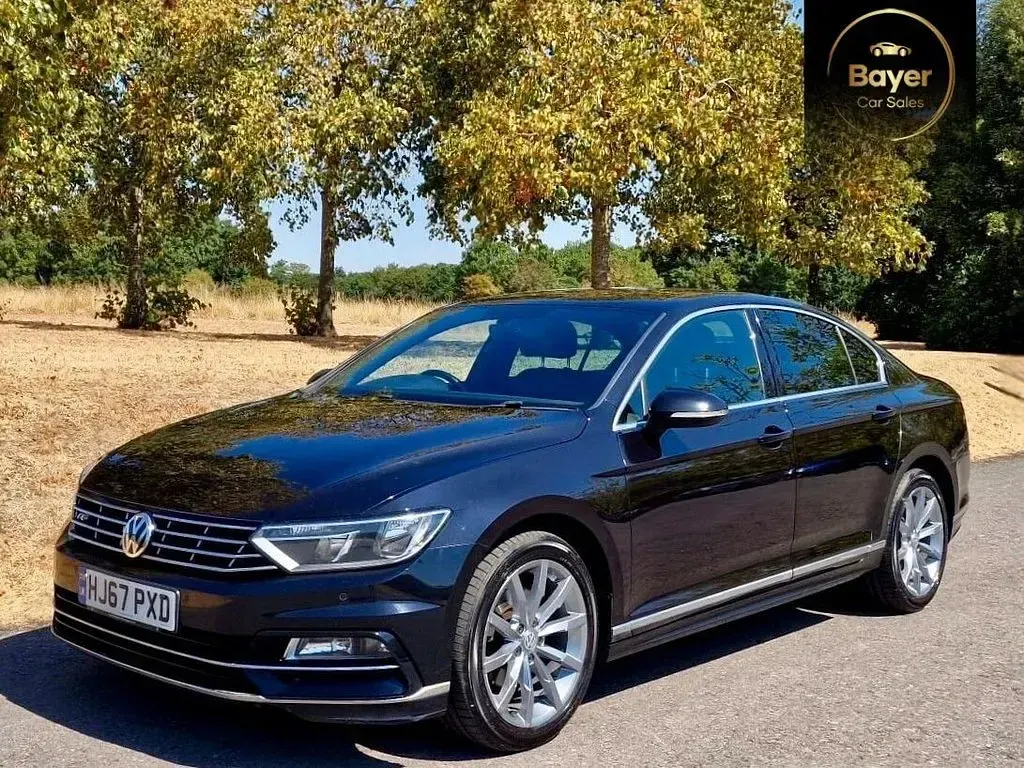 Used VW Passat R-line 150 HP (110 kW) 2017 Black Sedan
