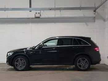 Second-hand Mercedes GLC220 AMG line 194 CP (142 kW) 2019 Negru SUV
