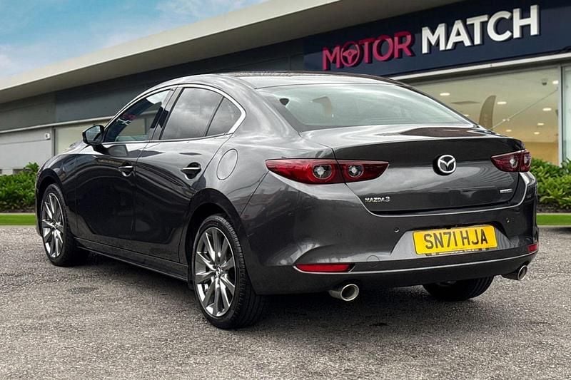 Begagnad Mazda 3 Inclusive 2022 Grå Sedan