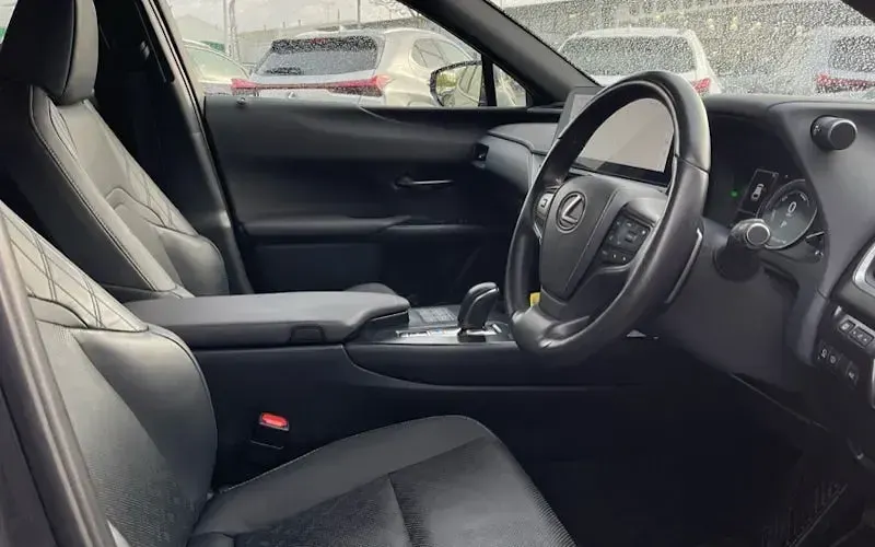 Used Lexus UX 300e 150 kW (204 HP) 2023 Grey SUV