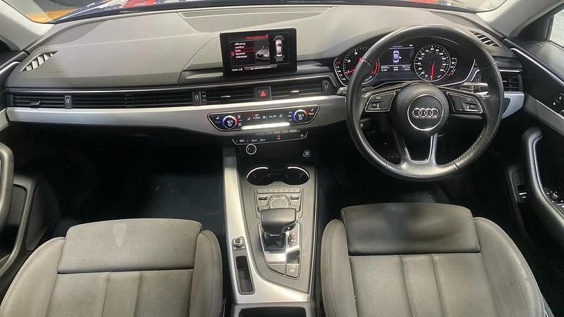 Used Audi A4 Sport 190 HP (139 kW) 2017 Blue Sedan