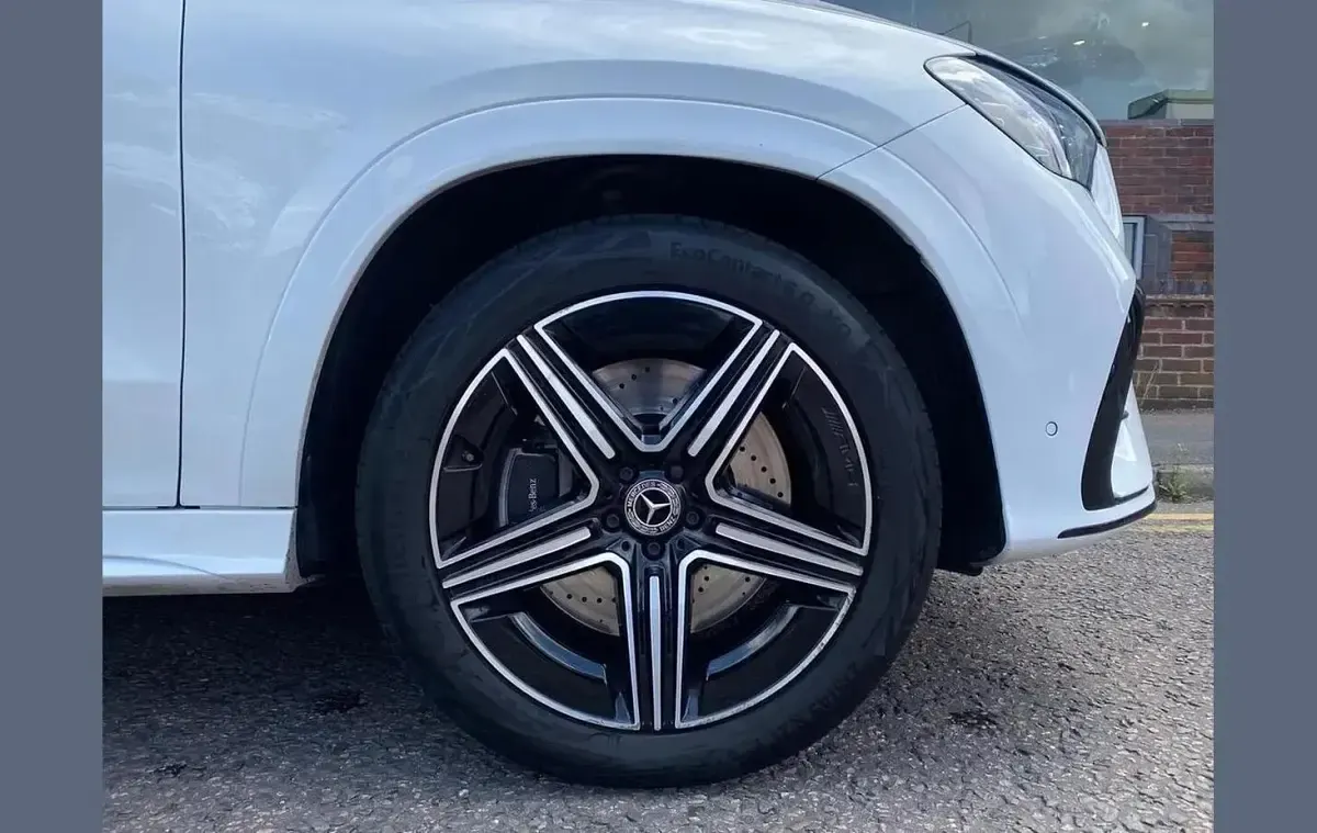 Used Mercedes GLE450 AMG Urban 389 HP (286 kW) 2025 White SUV