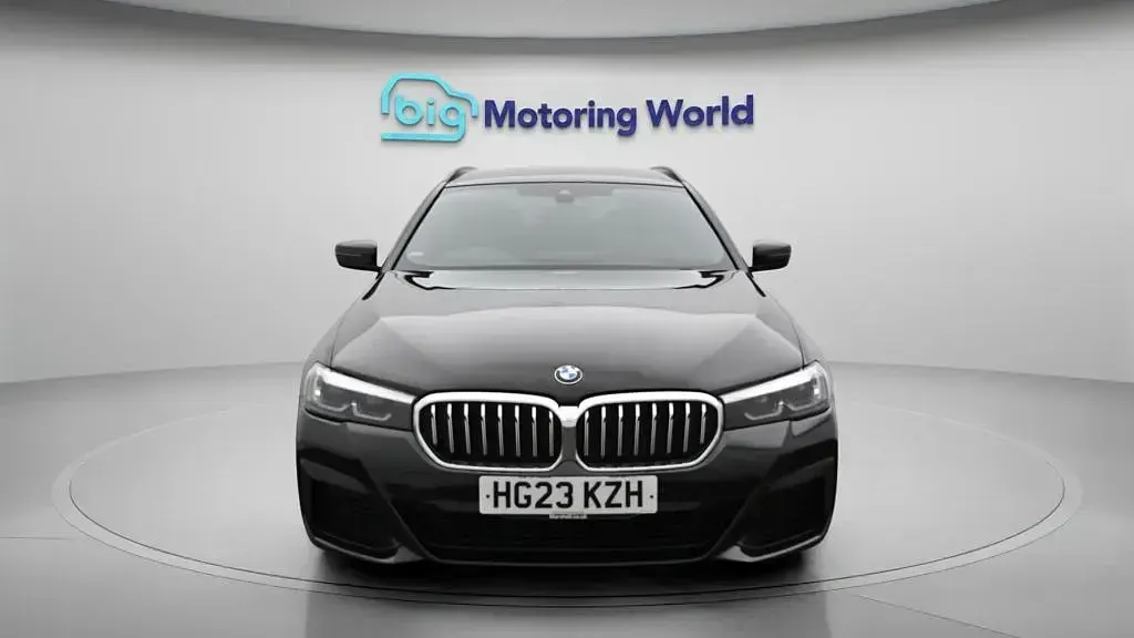 Used BMW 520 M Sport 184 HP (135 kW) 2023 Black Estate