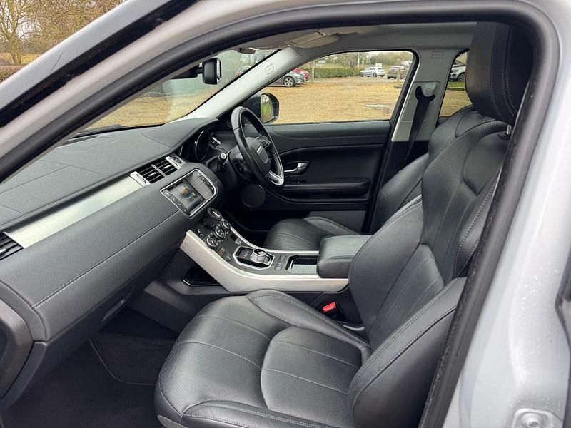 Begagnad Land Rover Range Rover evoque SE 2016 Vit Kombi