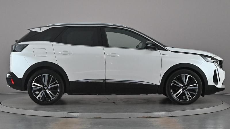 Image 2/4