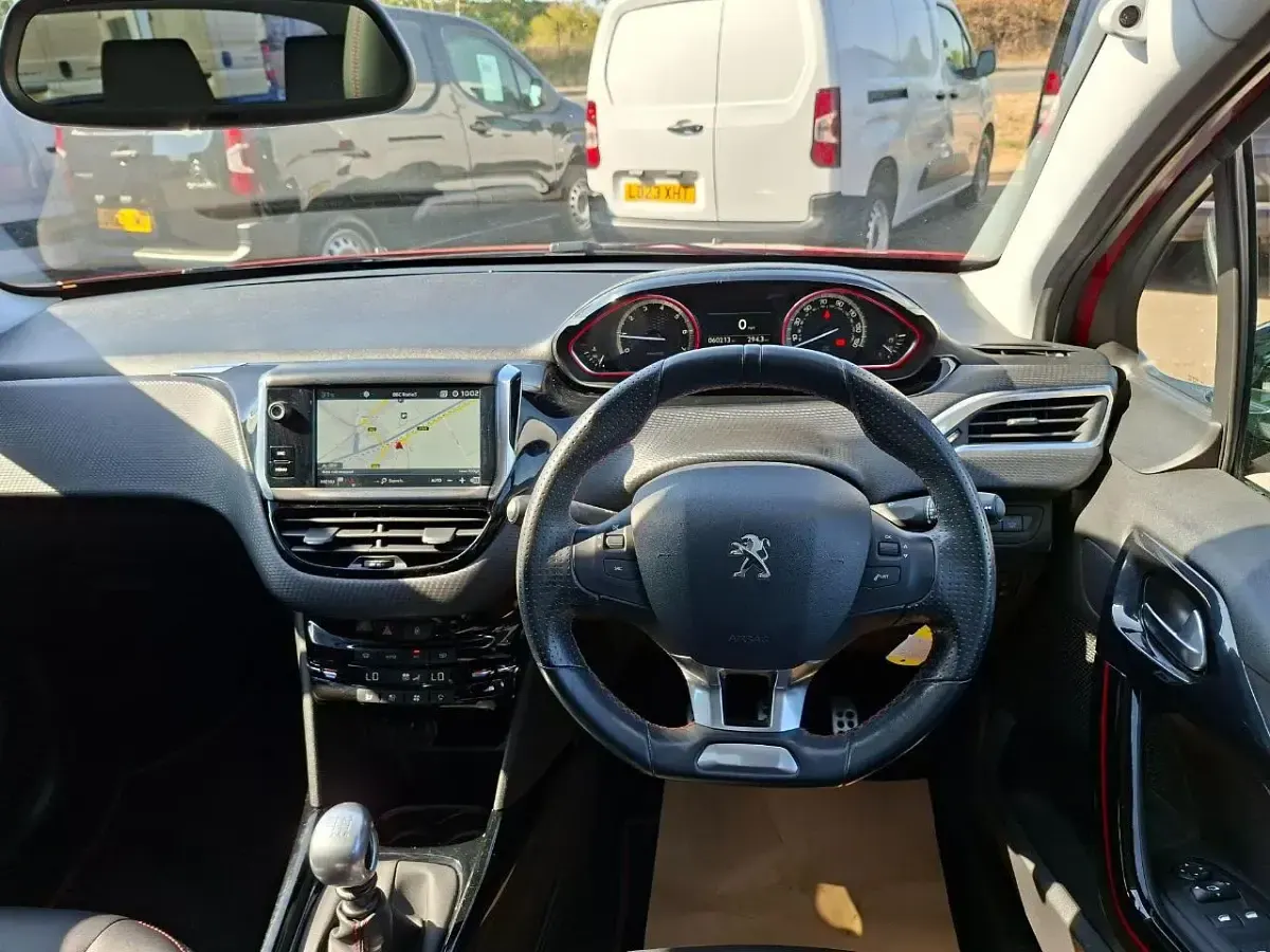 Used Peugeot 2008 GT-line 129 HP (94 kW) 2019 Red SUV