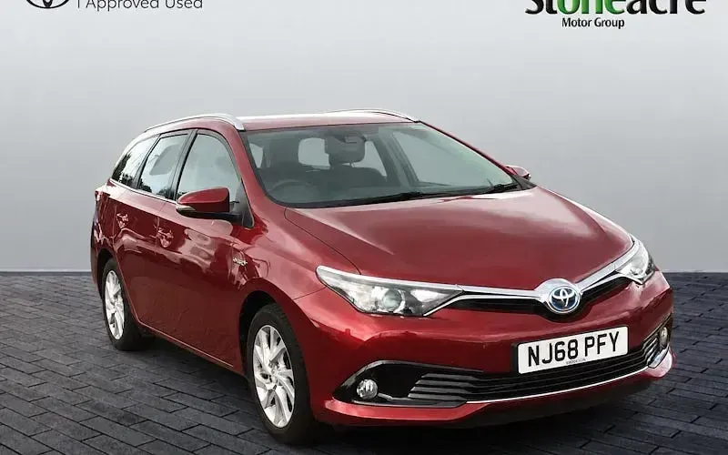 Used Toyota Auris Touring Sports 136 HP (100 kW) 2018 Estate