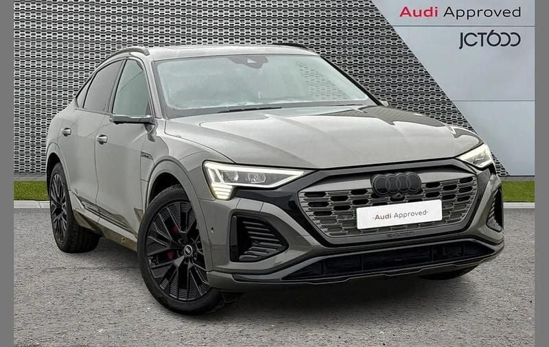 Used Audi Q8 e-tron Advanced 300 kW (408 HP) 2023 Grey SUV