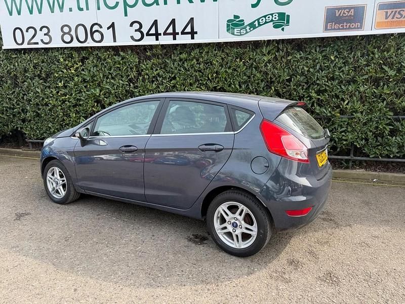 Used Ford Fiesta Zetec 2013 Grey Hatchback