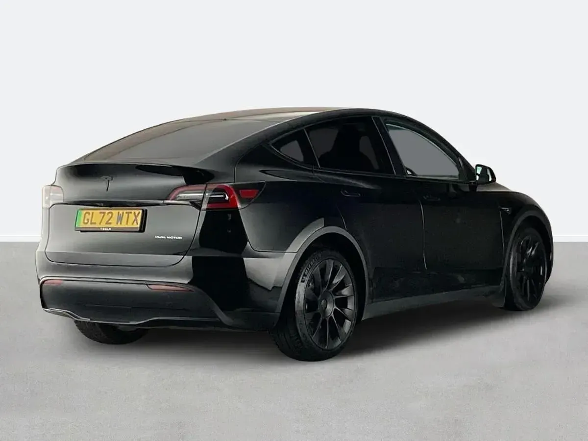 Used Tesla Model Y Long Range AWD 378 kW (514 HP) 2023 Black SUV