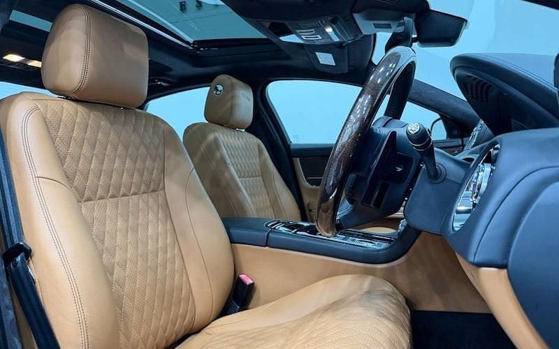 Used Jaguar XJ Portfolio 300 HP (220 kW) 2019 Sedan