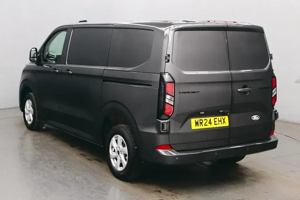 Used Ford Transit Custom Limited 136 HP (100 kW) 2024 Grey Van