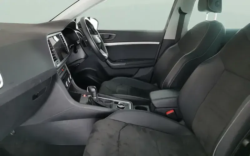 Käytetty Seat Ateca Xperience 150 HP (110 kW) 2023 Katumaasturi