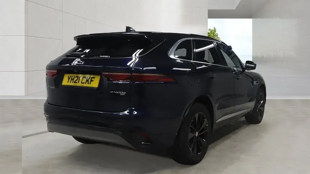Used Jaguar F-Pace R-Dynamic 404 HP (297 kW) 2021 Blue SUV