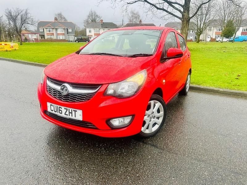 Used Vauxhall Viva 75 HP (55 kW) 2016 Red Hatchback