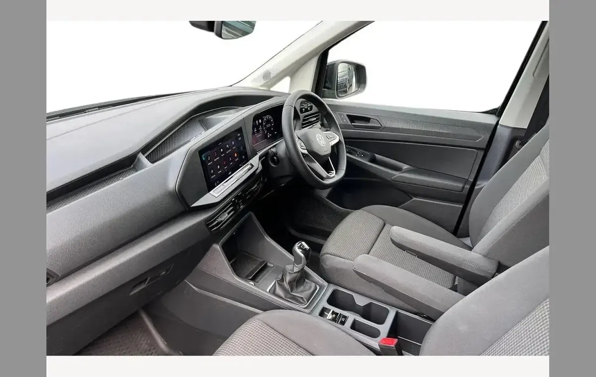 New VW Caddy 101 HP (74 kW) 2026 Black MPV