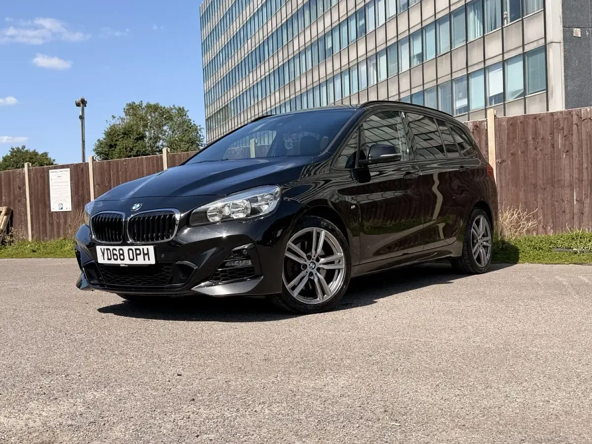 Used BMW 220 M Sport 190 HP (139 kW) 2018 Black MPV