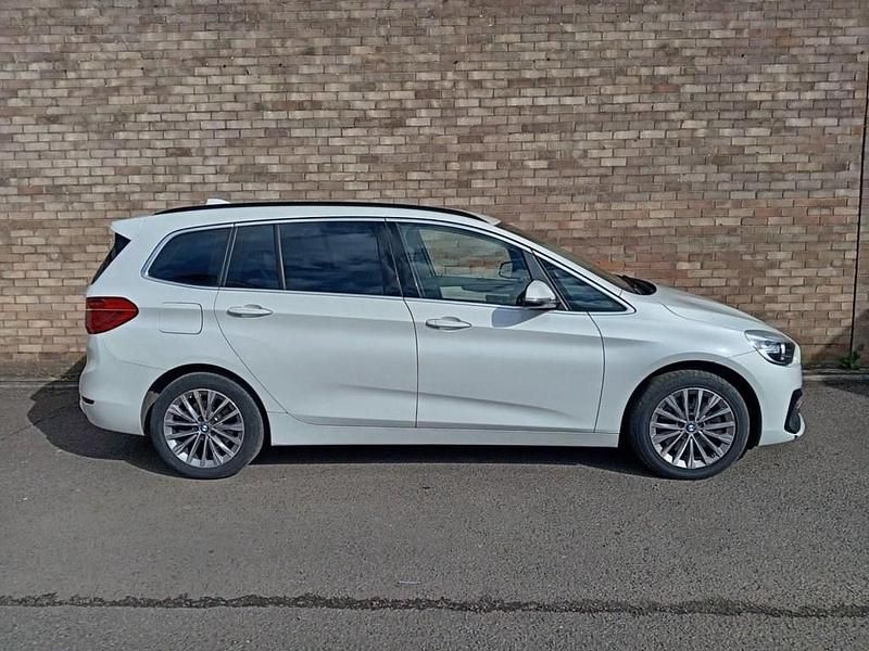 Used BMW 220 Luxury Line 190 HP (139 kW) 2020 White Estate