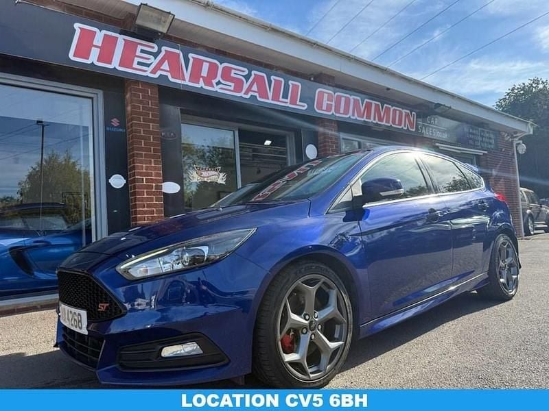 Blue Used 2017 Ford Focus ST Hatchback | £13,000 (Fair price) - Image 1/4