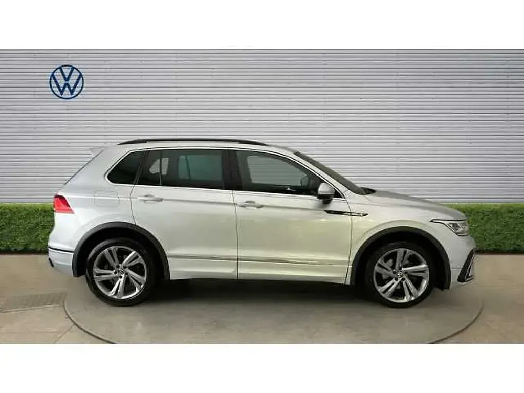 Used VW Tiguan R-line Edition 150 HP (110 kW) 2023 Silver SUV