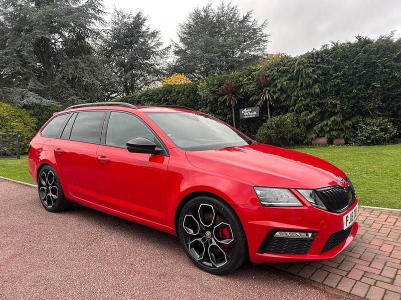 Red Used 2018 Skoda Octavia vRS Estate | £12,790 (Good price) - Image 1/4