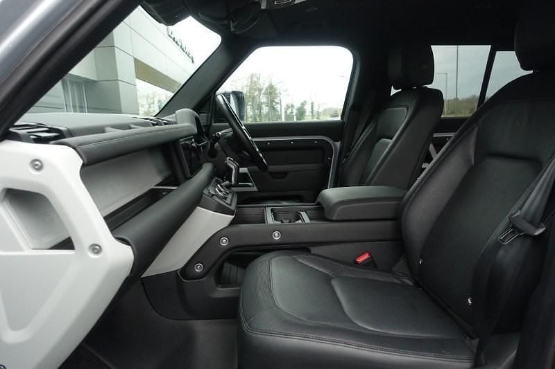 Used Land Rover Defender SE Dynamic 2024 Silver Estate