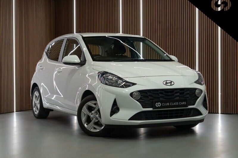 White Used 2021 Hyundai i10 SE Hatchback | £9,495 (Fair price) - Image 1/1