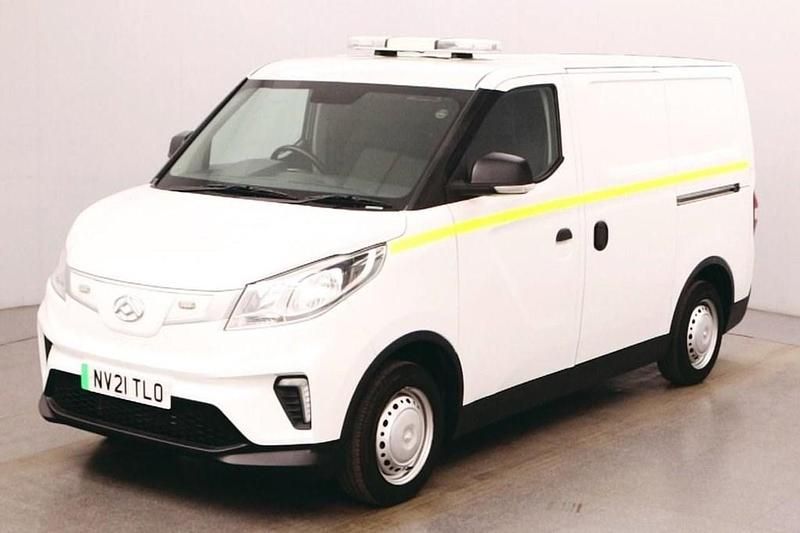 White Used 2021 Maxus eDeliver 3 Van | £8,490 (Fair price) - Image 1/4