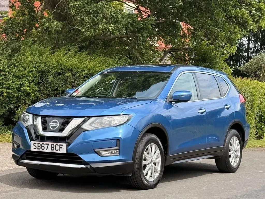 Used Nissan X-Trail Acenta 130 HP (95 kW) 2017 Blue SUV