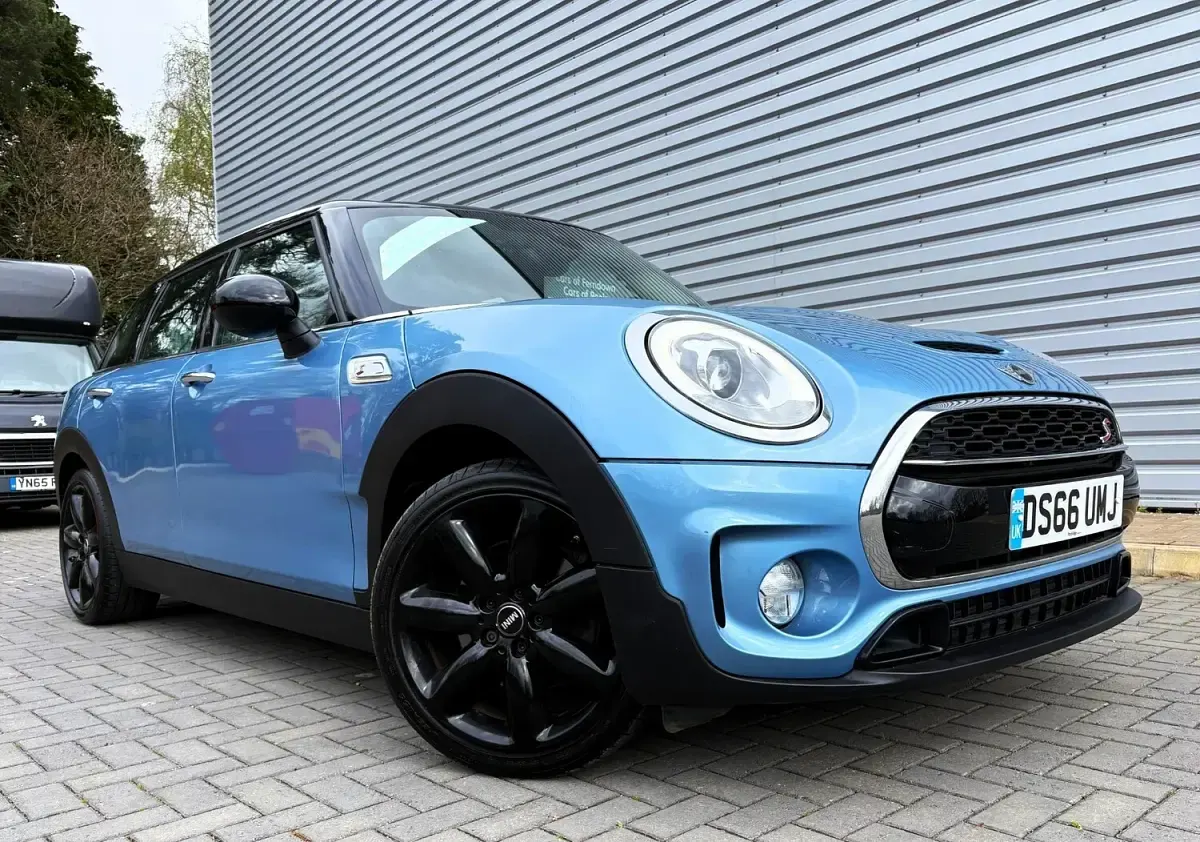 Used Mini Cooper Clubman 2016 Blue Estate