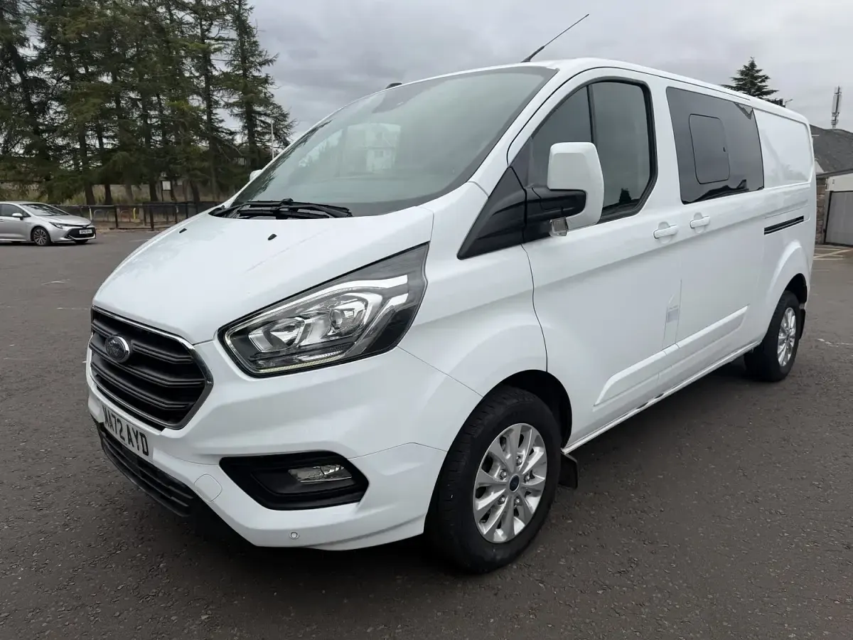 Used Ford 300 Limited 130 HP (95 kW) 2022 White Estate