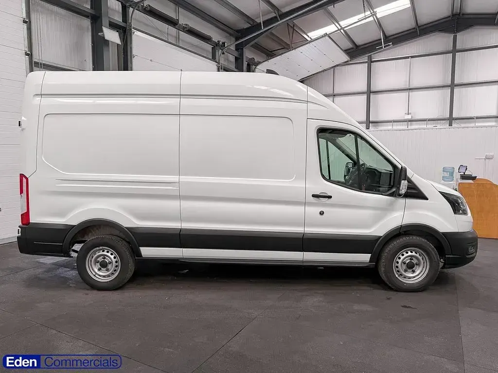 Used Ford Transit S 130 HP (95 kW) 2023 White Van