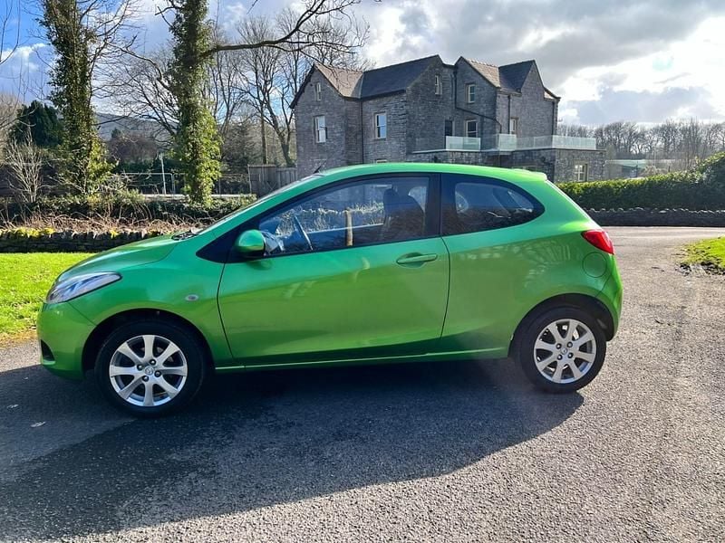 Used Mazda 2 2009 Green Hatchback
