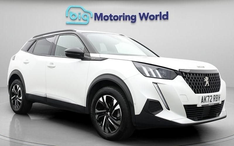 Used Peugeot 2008 GT 131 HP (96 kW) 2022 White SUV