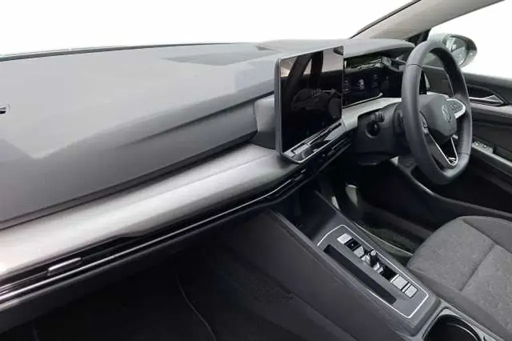 Used VW Golf VIII 150 HP (110 kW) 2025