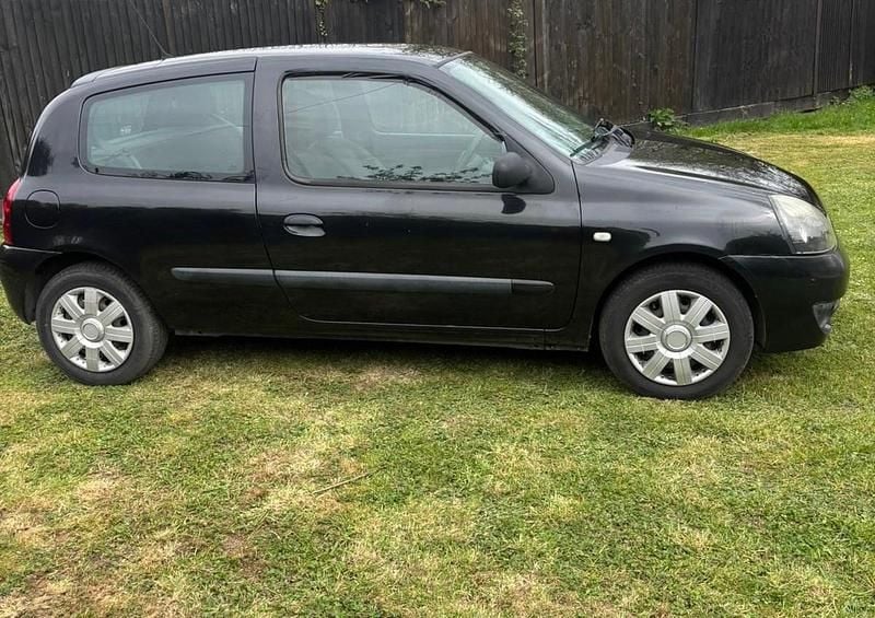 Usado Renault Clio II Campus 2008 Preto Citadino