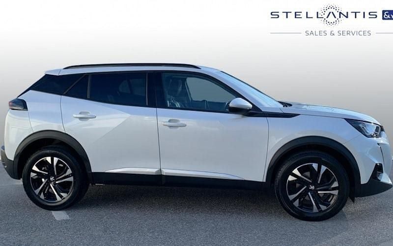 Used Peugeot 2008 Allure Premium 101 HP (74 kW) 2021 White SUV
