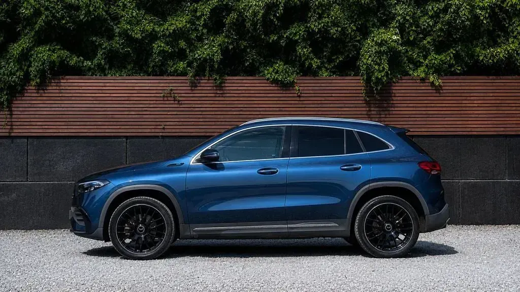 Used Mercedes EQA250 AMG Line Premium 139 kW (190 HP) 2021 SUV