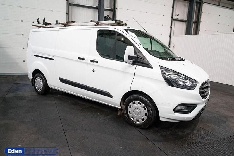 White Used 2019 Ford Transit Custom Trend Van | £9,390 (Fair price) - Image 1/4