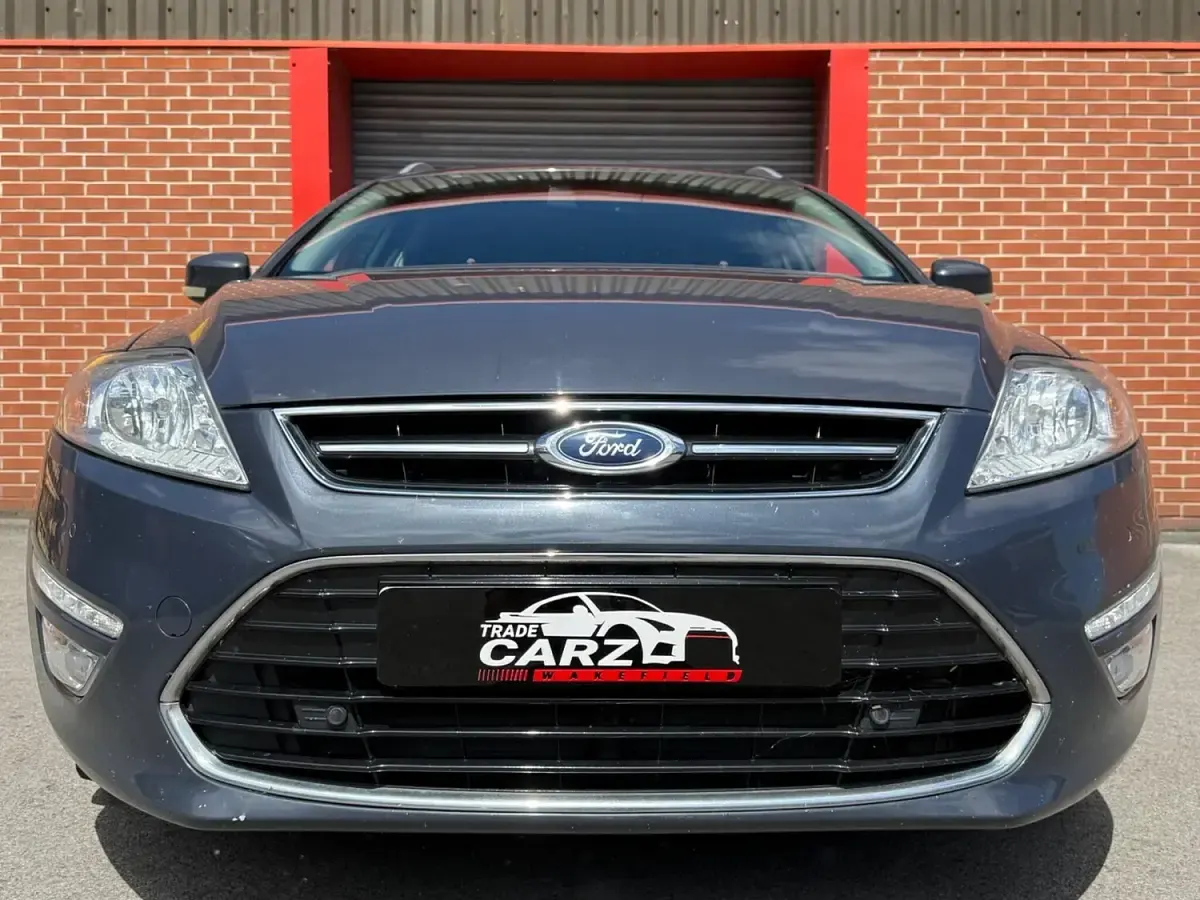 Used Ford Mondeo Business Edition 150 HP (110 kW) 2014 Grey Hatchback