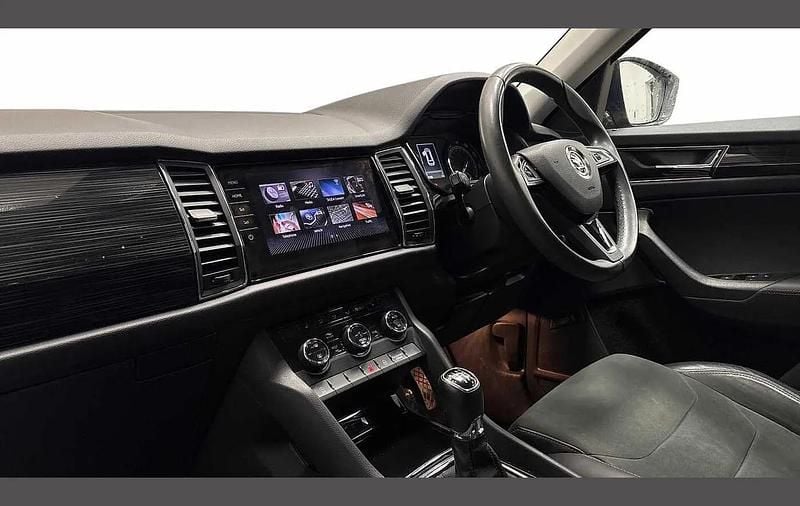 Used Skoda Kodiaq SE L 150 HP (110 kW) 2019 Lava blue metallic SUV