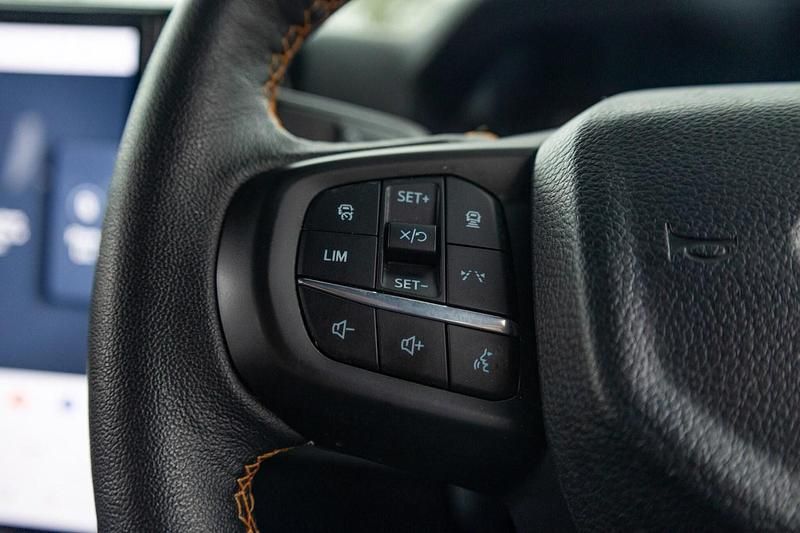 Used Ford Ranger Wildtrack 237 HP (174 kW) 2025 White Pickup