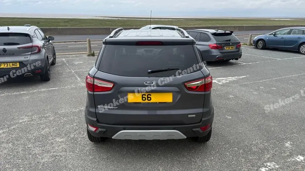 Usado Ford Ecosport Titanium 125 HP (91 kW) 2017 Cinzento SUV